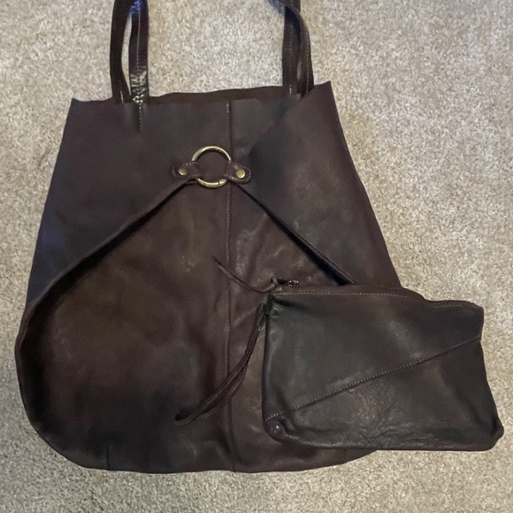 Large Leather Sundance Tote - Picture 3 of 8